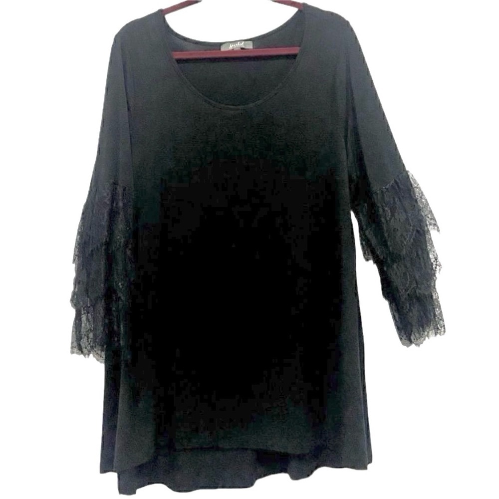 Marled reunited closet assymetrical top size XL tiered lace sleeves (3x$15) - Picture 3 of 10